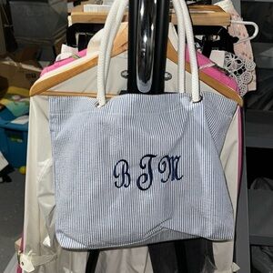 Seersucker monogrammed tote New